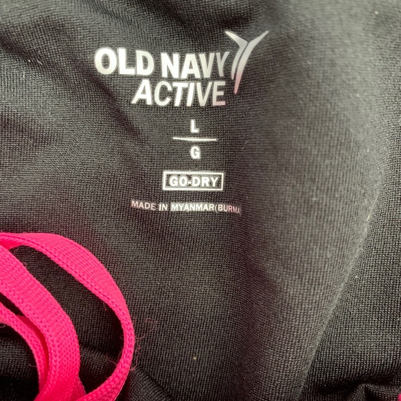 Athletic shorts - Picture 3 of 3